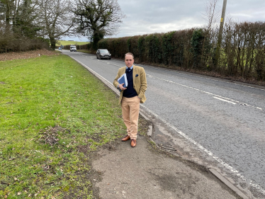 Pavement extension for A448